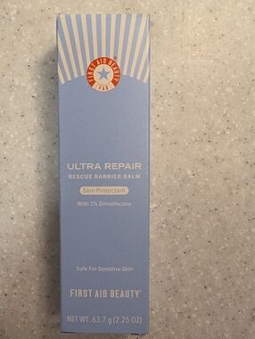 First Aid Beauty Ultra Repair Rescue Barrier Balm - Powder Blue